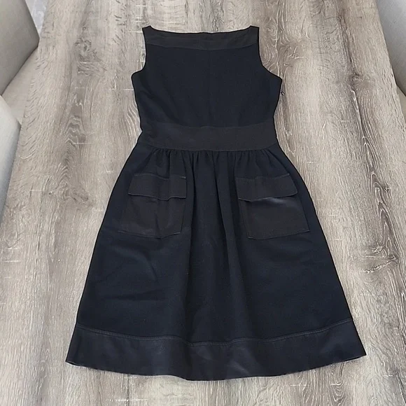 DVF Diane Von Furstenburg Zanne Ruched W/ Pockets Sheath Dress Black Size 6 - Picture 9 of 10